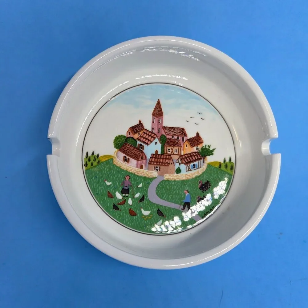 Villeroy And Boch Design Naif Round Country Scene Ash Tray 4 1/4